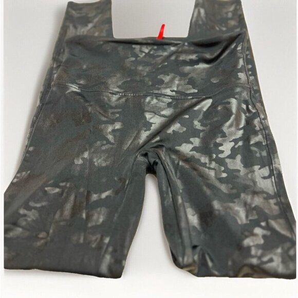 Black Spanx Camouflage Faux Leather High Waist Shapewear Leggings Camo Shine M - Picture 5 of 7